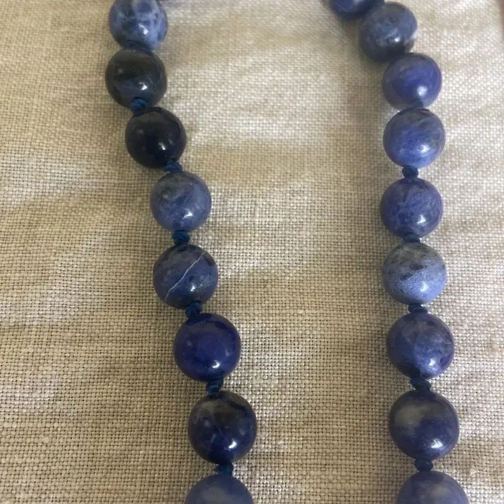 Necklace Brazilian stones round blue NWOT